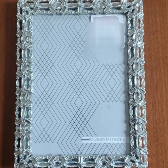 Rhinestone glam picture frame 5 x 7 - Picture 3 of 4